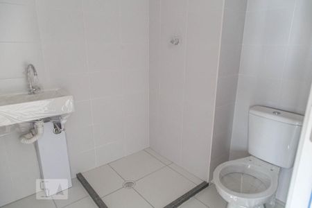 Banheiro de apartamento para alugar com 1 quarto, 30m² em Brás, São Paulo
