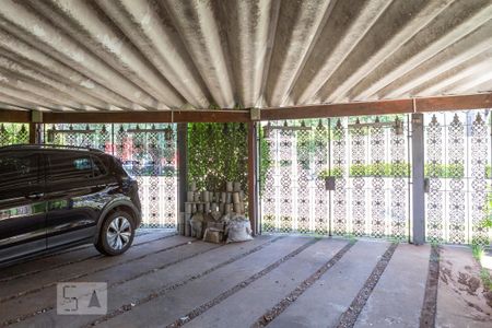 Casa à venda com 256m², 3 quartos e 5 vagasGaragem