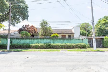 Casa à venda com 256m², 3 quartos e 5 vagasFachada