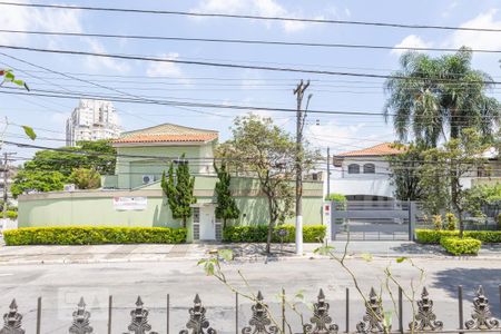 Casa à venda com 256m², 3 quartos e 5 vagasVista da rua