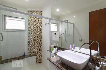 Apartamento à venda com 165m², 3 quartos e 2 vagasBanheiro 3