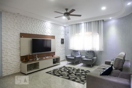 Sala de casa à venda com 4 quartos, 420m² em Cidade São Miguel, São Paulo