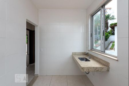 Apartamento para alugar com 70m², 2 quartos e 1 vagaCozinha