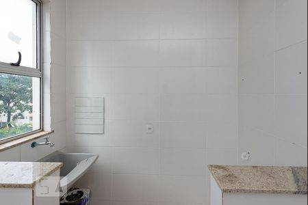 Apartamento para alugar com 70m², 2 quartos e 1 vagaÁrea de Serviço