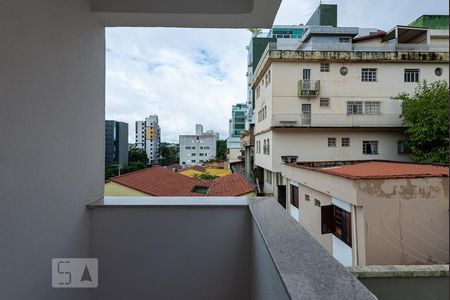 Apartamento para alugar com 70m², 2 quartos e 1 vaga Apartamento para alugar com 70m², 2 quartos e 1 vagaVaranda da Suíte 1