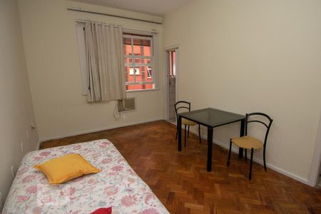 Sala/Quarto de kitnet/studio para alugar com 1 quarto, 25m² em Flamengo, Rio de Janeiro