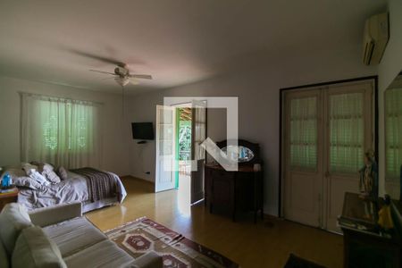 Casa à venda com 530m², 4 quartos e 4 vagas Casa à venda com 530m², 4 quartos e 4 vagasSuíte 3