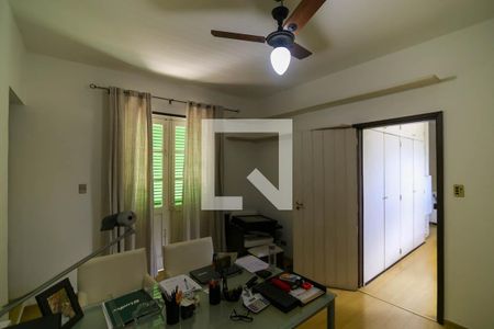 Casa à venda com 530m², 4 quartos e 4 vagas Casa à venda com 530m², 4 quartos e 4 vagasSuíte 1