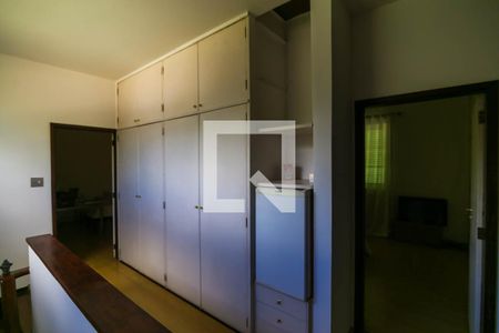 Casa à venda com 530m², 4 quartos e 4 vagas Casa à venda com 530m², 4 quartos e 4 vagasSuíte 2