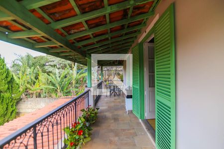 Casa à venda com 530m², 4 quartos e 4 vagas Casa à venda com 530m², 4 quartos e 4 vagasVaranda Suíte 3