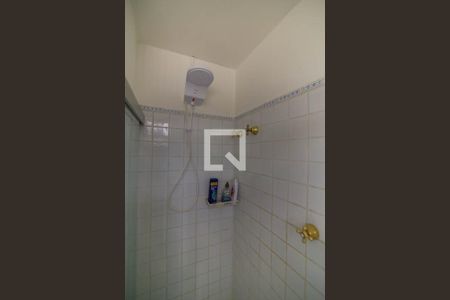 Casa à venda com 530m², 4 quartos e 4 vagas Casa à venda com 530m², 4 quartos e 4 vagasDetalhes - Banheiro Suíte 3