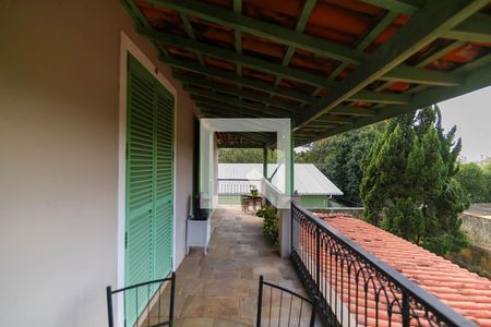 Casa à venda com 530m², 4 quartos e 4 vagas Casa à venda com 530m², 4 quartos e 4 vagasVaranda Suíte 3