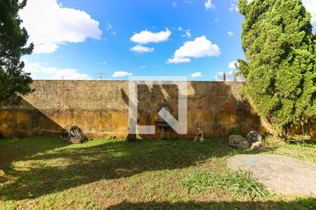 Casa à venda com 530m², 4 quartos e 4 vagas Casa à venda com 530m², 4 quartos e 4 vagasÁrea Externa