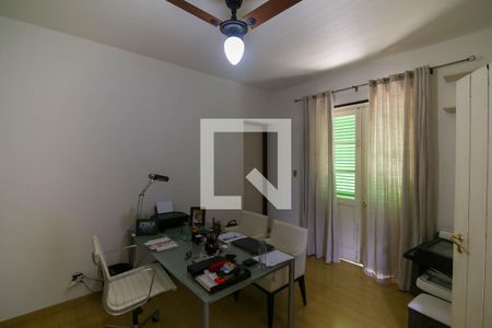 Casa à venda com 530m², 4 quartos e 4 vagas Casa à venda com 530m², 4 quartos e 4 vagasSuíte 1