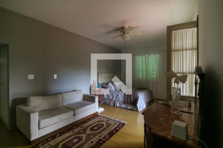 Casa à venda com 530m², 4 quartos e 4 vagas Casa à venda com 530m², 4 quartos e 4 vagasSuíte 3