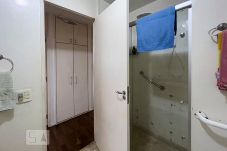 Apartamento à venda com 103m², 3 quartos e 1 vagaBanheiro