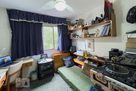 Apartamento à venda com 103m², 3 quartos e 1 vagaQuarto 2