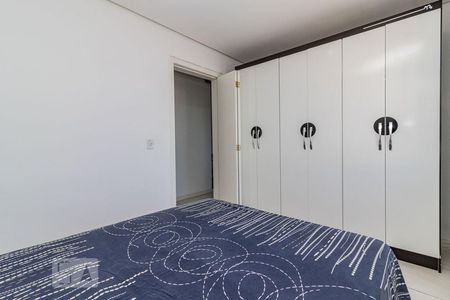 Dormitório de apartamento para alugar com 2 quartos, 62m² em Vila Nova, Porto Alegre