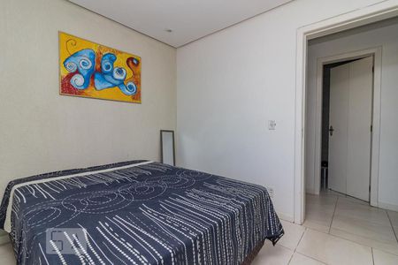 Dormitório de apartamento para alugar com 2 quartos, 62m² em Vila Nova, Porto Alegre