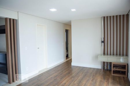 Apartamento para alugar com 87m², 3 quartos e 2 vagas Apartamento para alugar com 87m², 3 quartos e 2 vagasSala