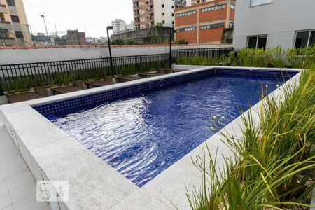 Apartamento à venda com 53m², 2 quartos e 1 vaga Apartamento à venda com 53m², 2 quartos e 1 vagaPiscina