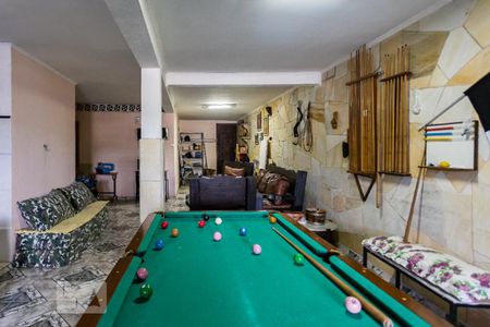 Casa à venda com 177m², 3 quartos e 2 vagas Casa à venda com 177m², 3 quartos e 2 vagasEdícula