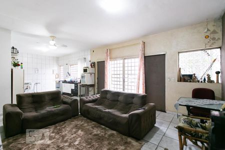 Sala 1 de casa à venda com 4 quartos, 249m² em Cidade Antônio Estêvão de Carvalho, São Paulo