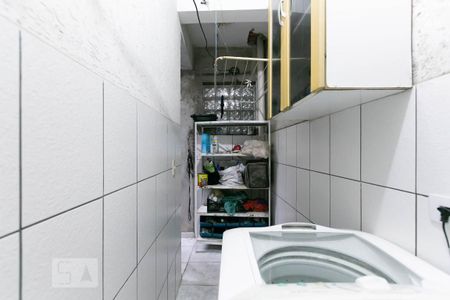 Casa à venda com 249m², 4 quartos e 6 vagas Casa à venda com 249m², 4 quartos e 6 vagasÁrea de Serviço