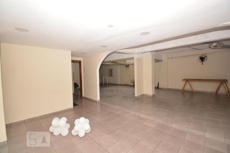 Apartamento à venda com 76m², 2 quartos e 1 vagaÁrea comum - Salão de festas