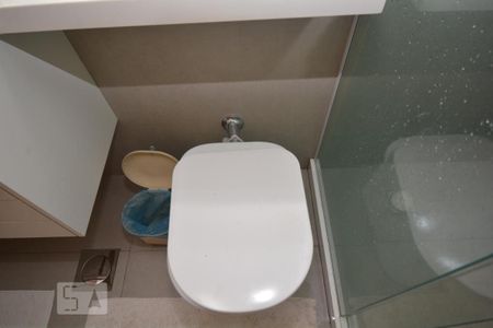 Apartamento à venda com 76m², 2 quartos e 1 vagaBanheiro Social