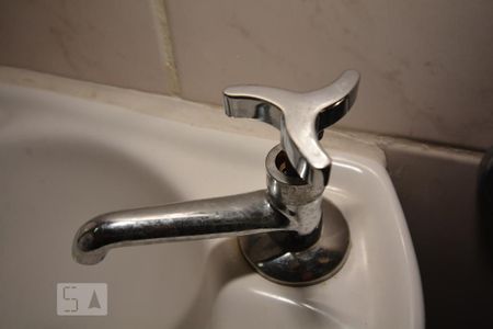 Apartamento à venda com 76m², 2 quartos e 1 vagaBanheiro de Serviço