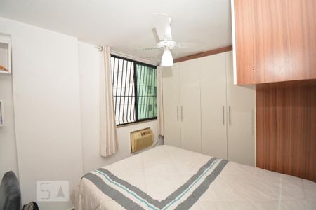 Apartamento à venda com 76m², 2 quartos e 1 vagaQuarto 2
