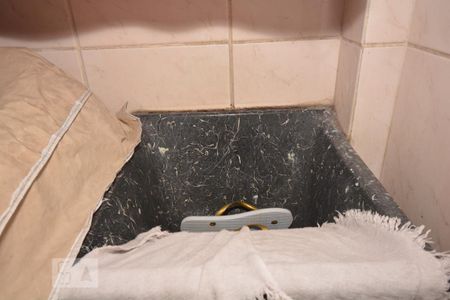 Apartamento à venda com 76m², 2 quartos e 1 vagaÁrea de Serviço