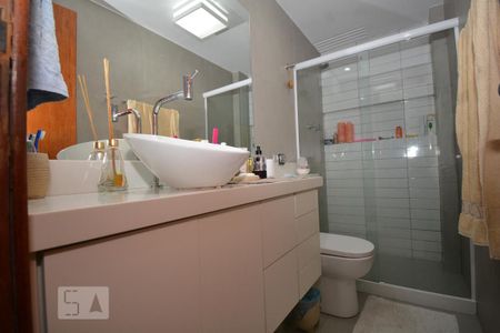 Apartamento à venda com 76m², 2 quartos e 1 vagaBanheiro Social