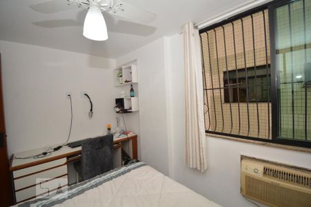 Apartamento à venda com 76m², 2 quartos e 1 vagaQuarto 2