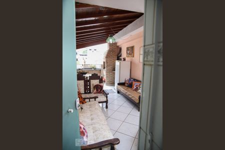 Apartamento à venda com 135m², 3 quartos e 2 vagas Apartamento à venda com 135m², 3 quartos e 2 vagasBanheiro 2