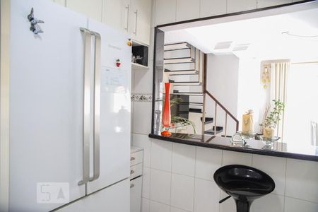 Apartamento à venda com 135m², 3 quartos e 2 vagas Apartamento à venda com 135m², 3 quartos e 2 vagasCozinha