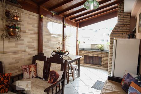 Apartamento à venda com 135m², 3 quartos e 2 vagas Apartamento à venda com 135m², 3 quartos e 2 vagasÁrea Gourmet