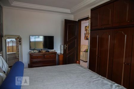 Apartamento à venda com 135m², 3 quartos e 2 vagas Apartamento à venda com 135m², 3 quartos e 2 vagasSuíte 2