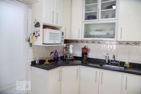 Apartamento à venda com 135m², 3 quartos e 2 vagas Apartamento à venda com 135m², 3 quartos e 2 vagasCozinha