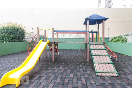 Apartamento para alugar com 54m², 2 quartos e 1 vaga Apartamento para alugar com 54m², 2 quartos e 1 vagaÁrea Comum - Playground