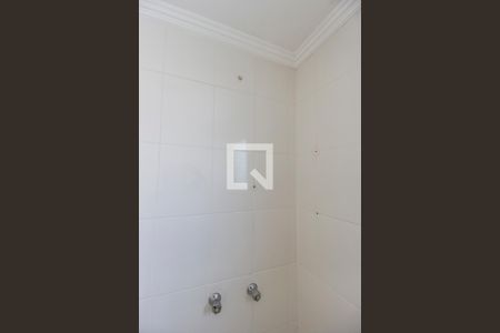 Banheiro da Suíte de apartamento à venda com 3 quartos, 68m² em Jardim Tupanci, Barueri