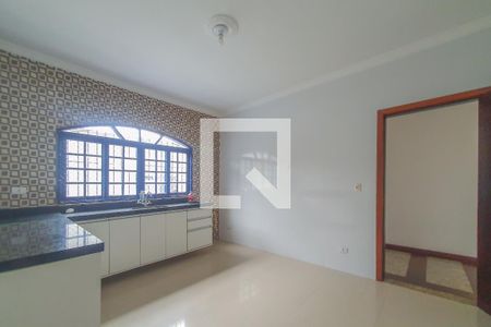 Apartamento para alugar com 158m², 2 quartos e 1 vaga Apartamento para alugar com 158m², 2 quartos e 1 vagaCozinha
