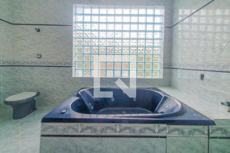 Apartamento para alugar com 158m², 2 quartos e 1 vaga Apartamento para alugar com 158m², 2 quartos e 1 vagaBanheiro da Suíte 1