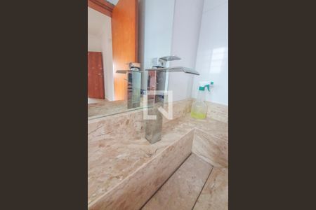Apartamento para alugar com 158m², 2 quartos e 1 vaga Apartamento para alugar com 158m², 2 quartos e 1 vagaBanheiro da Suíte 2