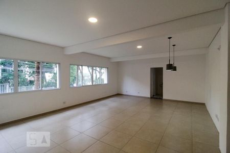 Apartamento à venda com 210m², 2 quartos e 2 vagasSalão de festas