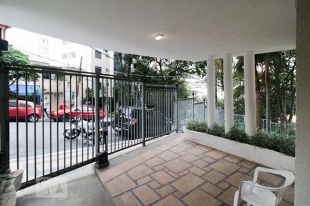 Apartamento à venda com 210m², 2 quartos e 2 vagasPortaria