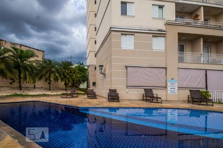 Apartamento para alugar com 65m², 2 quartos e 1 vagaÁrea comum - Piscina
