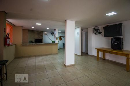 Apartamento para alugar com 65m², 2 quartos e 1 vagaÁrea comum - Salão de festas