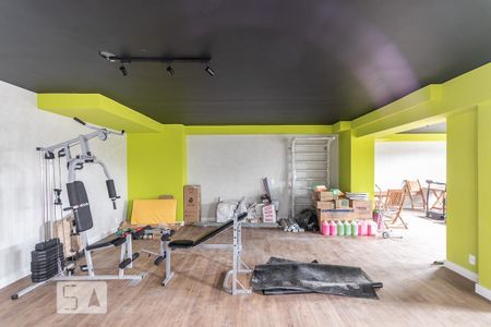 Apartamento à venda com 43m², 3 quartos e sem vagaÁrea comum - Academia